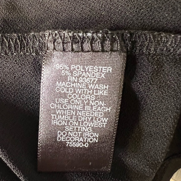 138. NWT BOLD elements Chain Link Neckline Black Cutout Blouse 3X - Picture 7 of 8